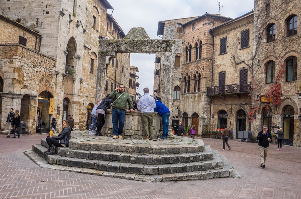 san-gimignano-1076226_1920