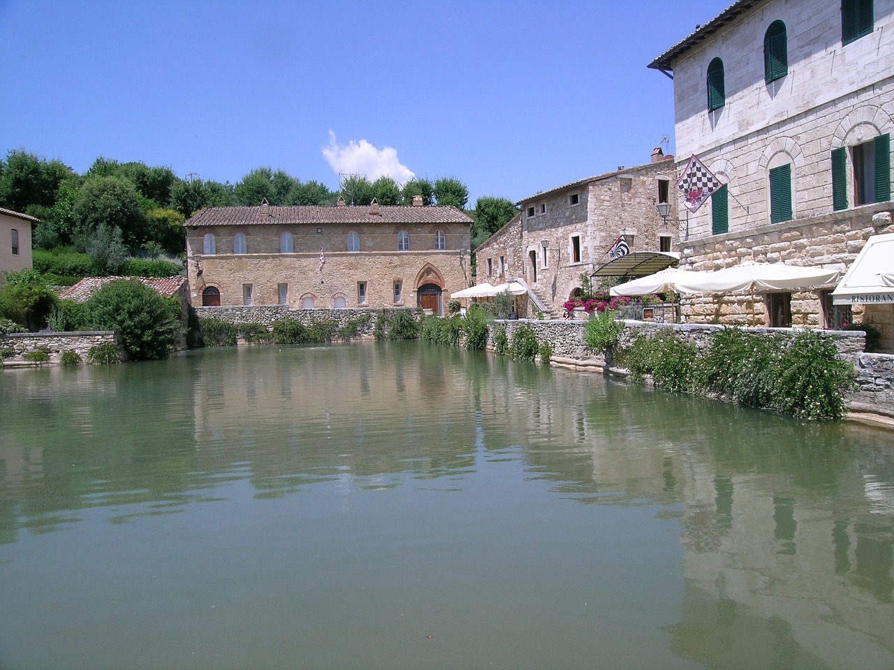 bagno-vignoni -Thermen in Toscane